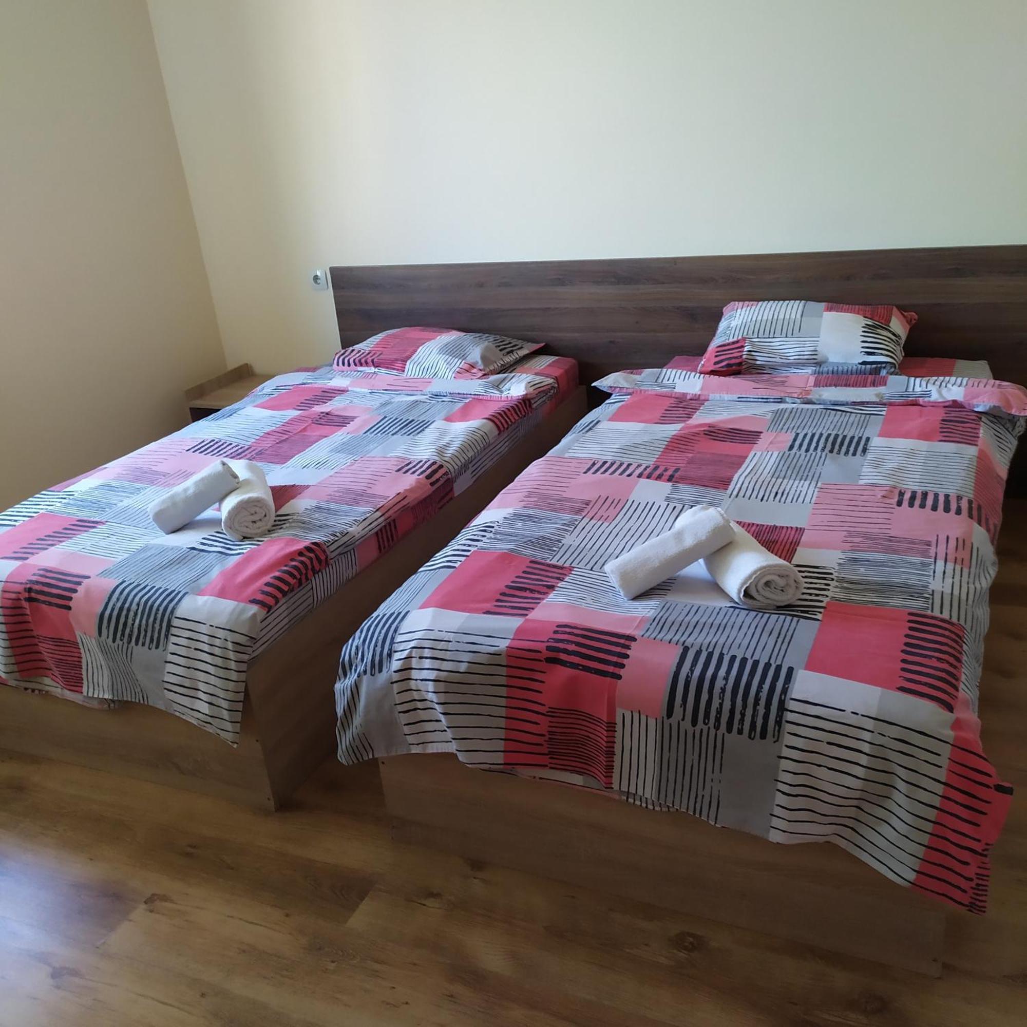 Guesthouse River House Svilengrad Esterno foto